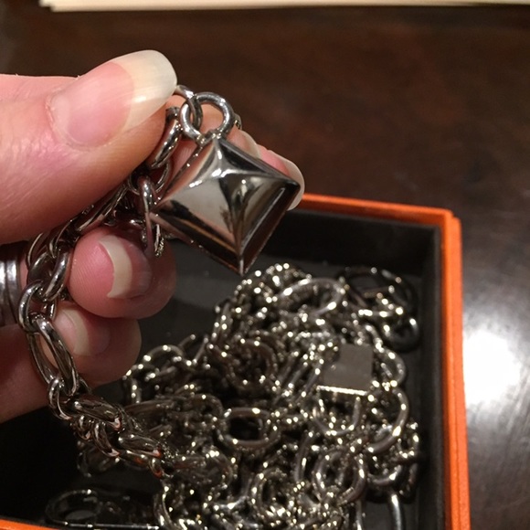 💢SOLD💢Hermès Olga Breloque Belt Necklace Charm - Picture 8 of 8